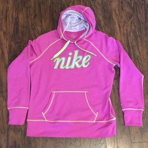 Like new Nike Therma-fit hoodie